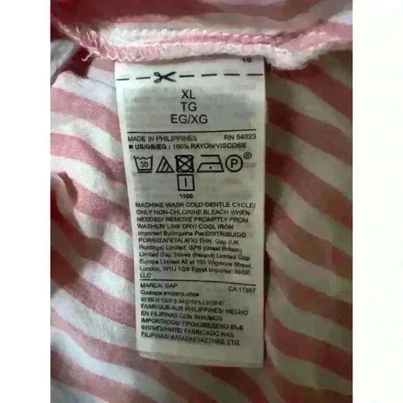 Women's GAP Striped V-neck Short Rolled Sleeves Pullover Top Size XL - Picture 8 of 8